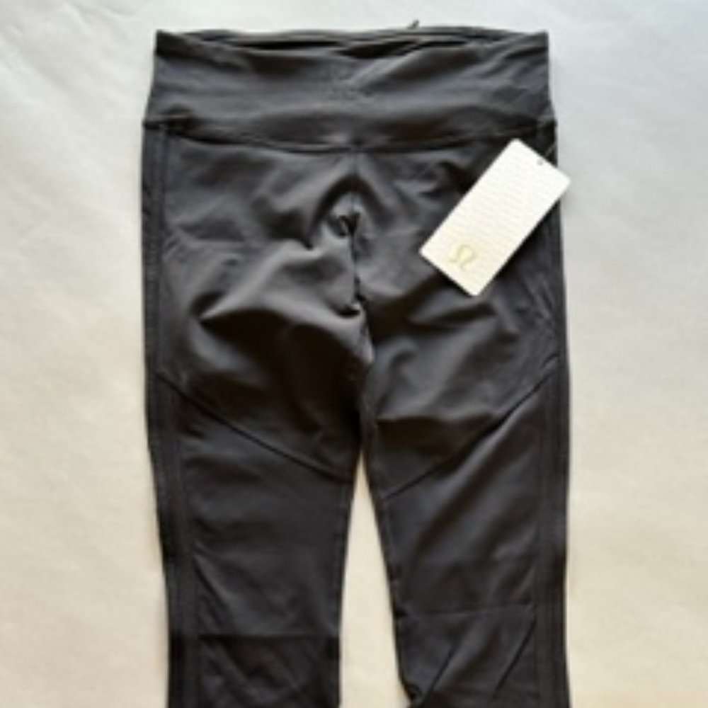 Lululemon Race With Grace Crop Black Size 6 NWT